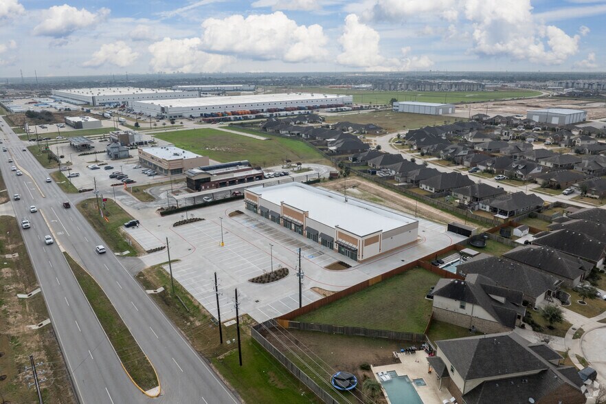 More Photos Of 23151 Clay Rd, Katy Storefront For Lease