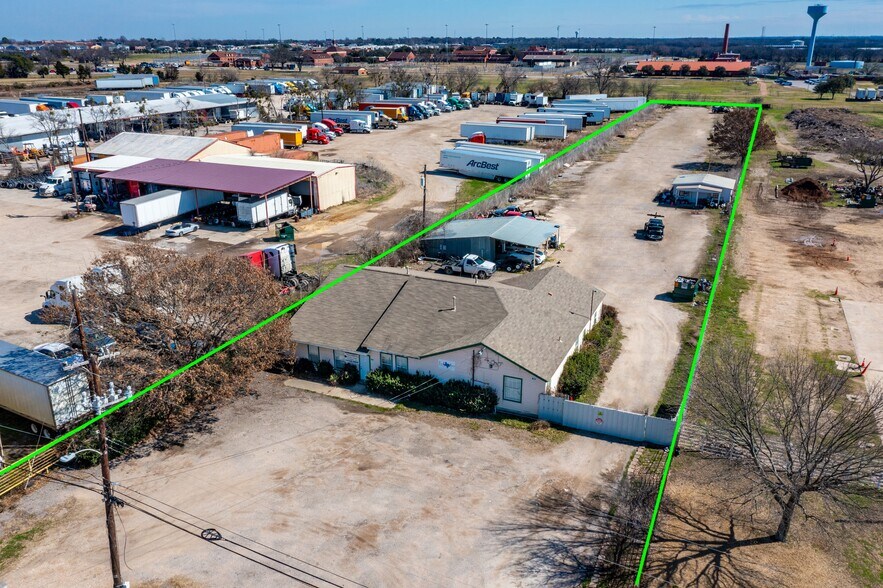 Primary Photo Of 401 W Simonds Rd, Seagoville Office For Sale