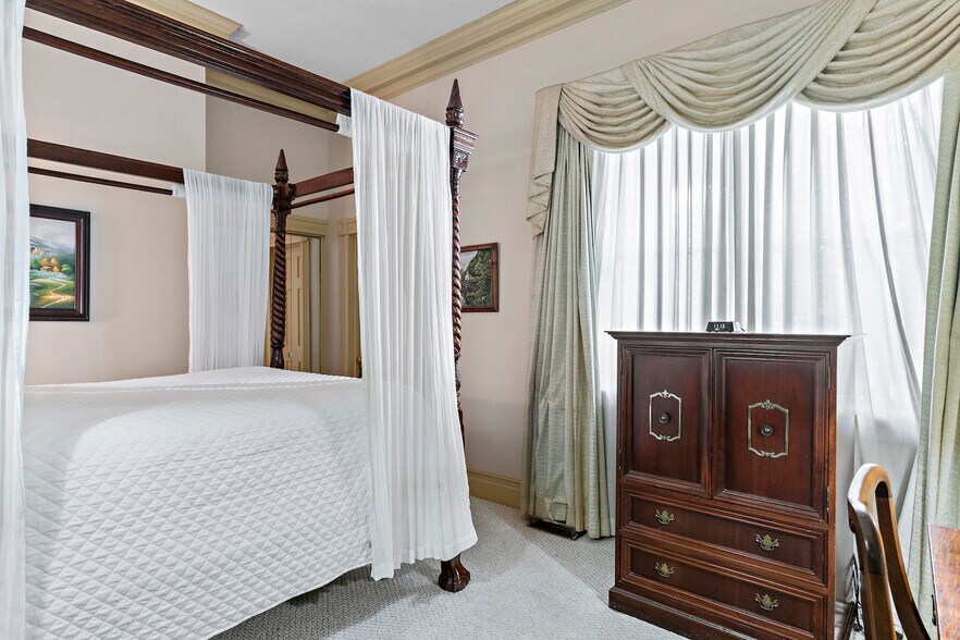 More Photos Of 426 W Church St, Swainsboro Hospitality For Sale