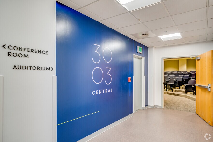 More Photos Of 3003 N Central Ave, Phoenix Office For Lease