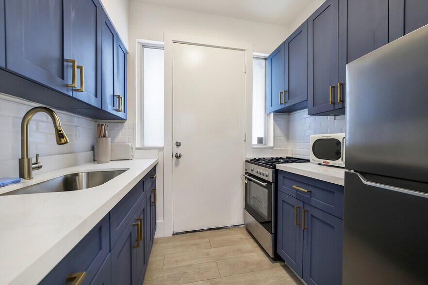 More Photos Of 8040 Harding Ave, Miami Beach Hotel For Sale