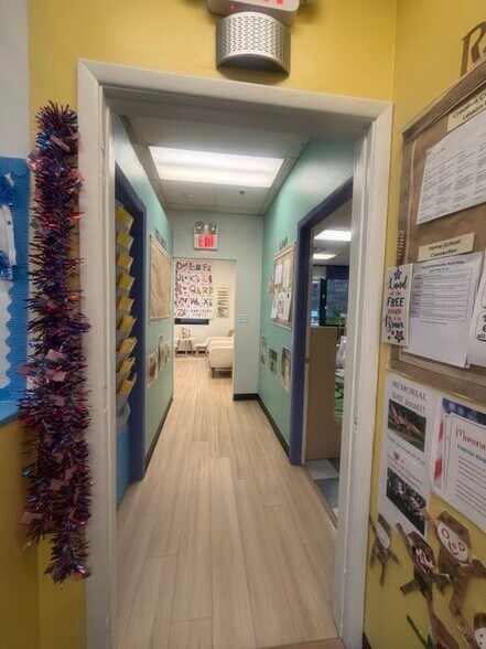 More Photos Of 121 West Nyack Rd, Nanuet Office For Lease