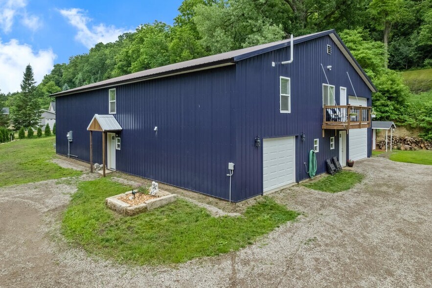 More Photos Of 15315 County Road 25, Rollingstone Flex For Sale
