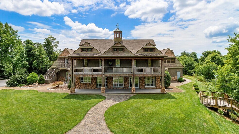 More Photos Of 1128 Saratoga Rd, Kingsport Lodge Meeting Hall For Sale