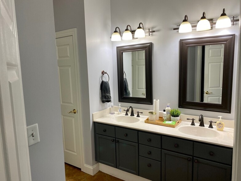 More Photos Of 310 Arlington Ave, Charlotte Apartments For Lease