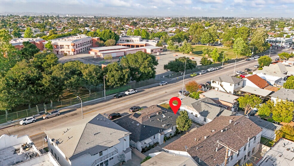 More Photos Of 2616 Broadway, Huntington Park Apartments For Sale