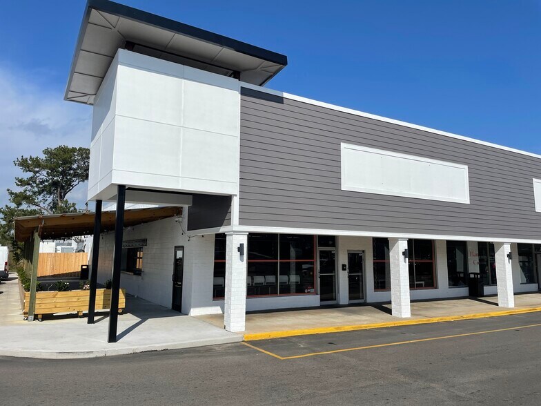 More Photos Of Dorchester Rd @ Dorchester Rd. & W. Montague, Charleston Unknown For Lease