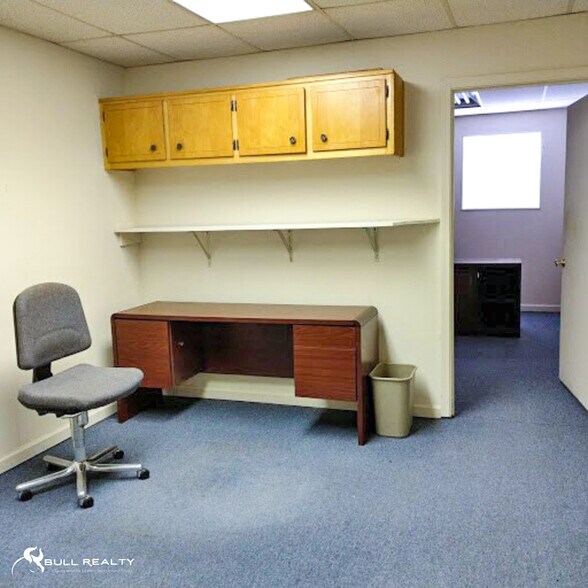 More Photos Of 8318 Duralee Ln, Douglasville Office Residential For Lease