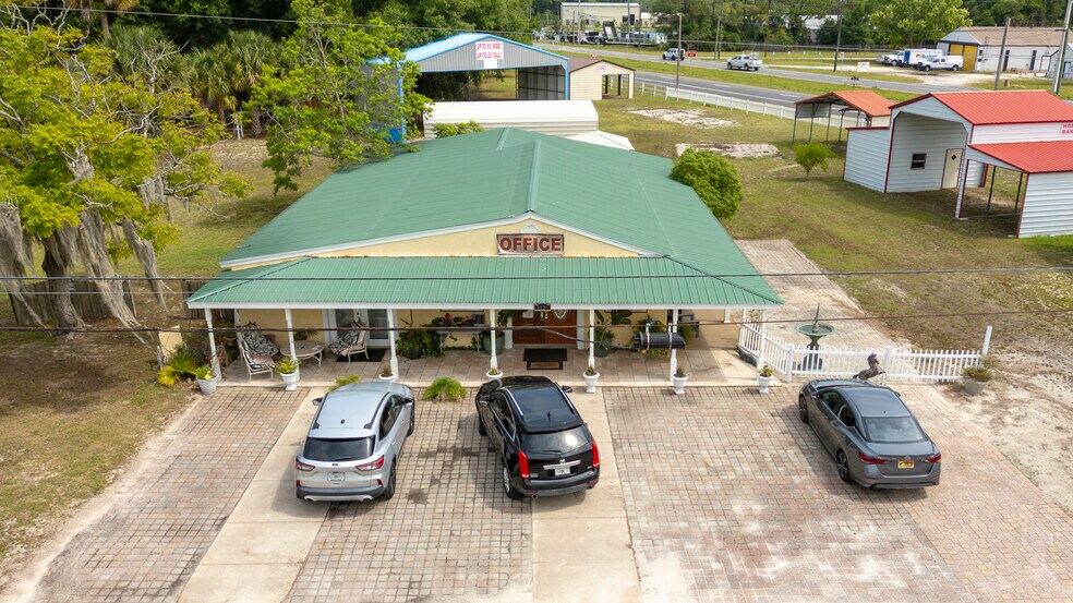 More Photos Of 3526 Ellis Ln, Mims Freestanding For Sale