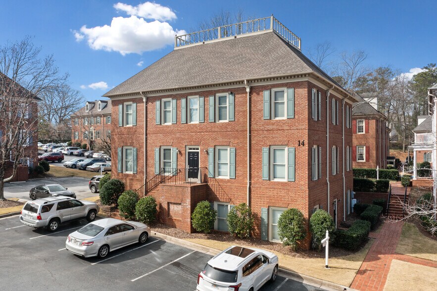 More Photos Of 750 Bld 14 NE Hammond Dr, Atlanta Office For Lease