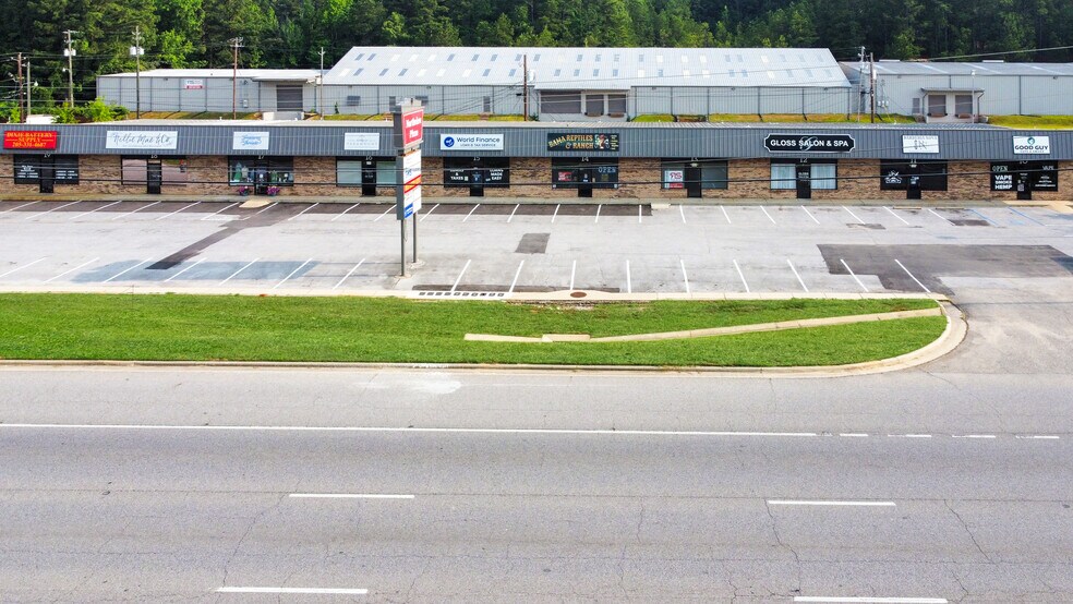 More Photos Of 3120 McFarland Blvd, Northport Freestanding For Lease