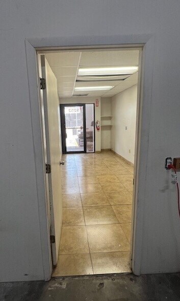 More Photos Of 9214-9270 Lazy Ln, Tampa Warehouse For Lease