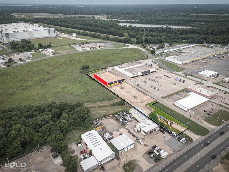 Primary Photo Of 1837 N Market St, Shreveport General Retail For Sale