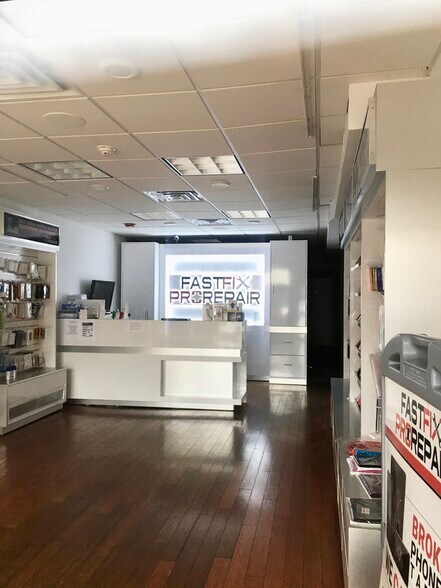 More Photos Of 36 Main St, Madison Storefront For Lease