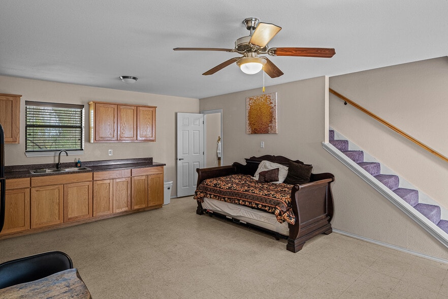 More Photos Of 3035 W Highway 154, Quitman Hotel For Sale