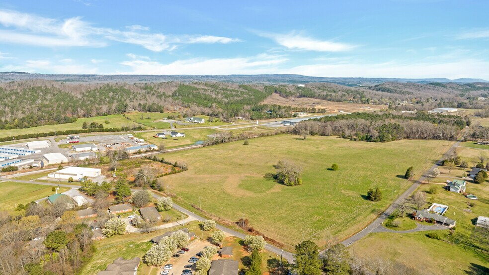 More Photos Of 221 55th St NE, Fort Payne Manufacturing For Sale