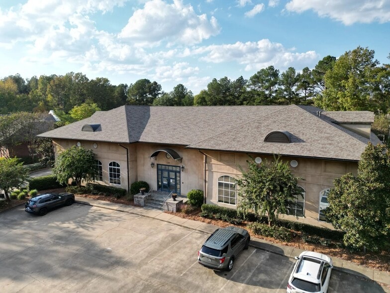 More Photos Of 587 Highland Colony Pky, Ridgeland Office For Lease