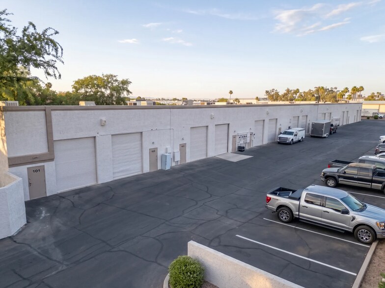 More Photos Of 939 S 48th St, Tempe Unknown For Lease