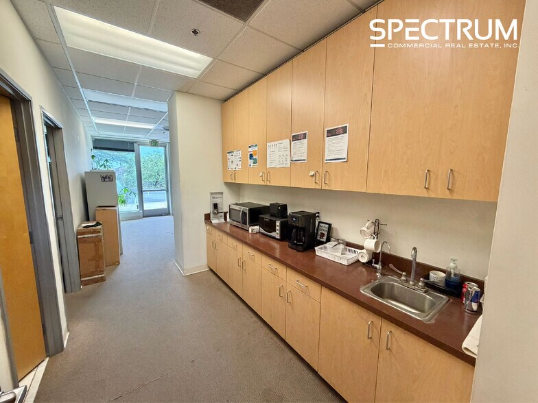 More Photos Of 28368 Constellation Rd, Valencia Warehouse For Sale