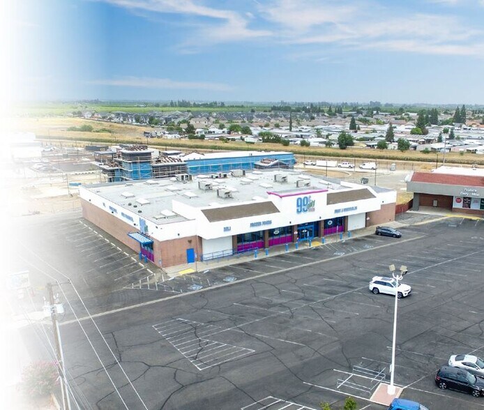 More Photos Of 2680 Jensen Ave, Sanger Freestanding For Lease
