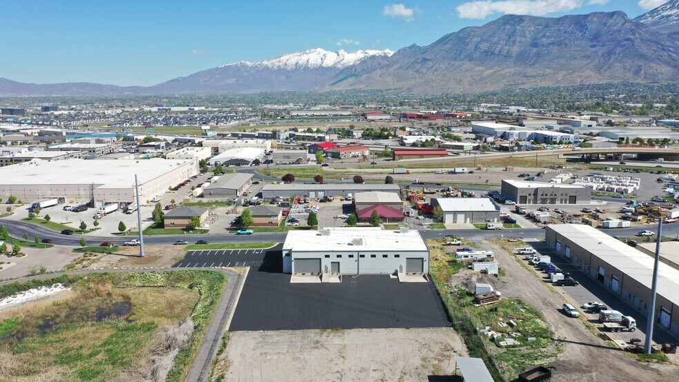 More Photos Of 1287 W 300 S, Lindon Warehouse For Lease