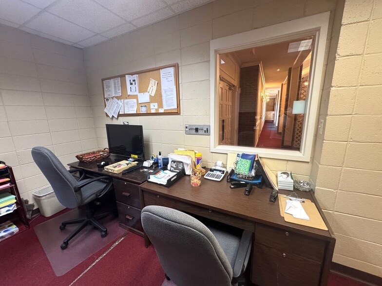 More Photos Of 847 New Hope Rd, Fayetteville Religious Facility For Sale