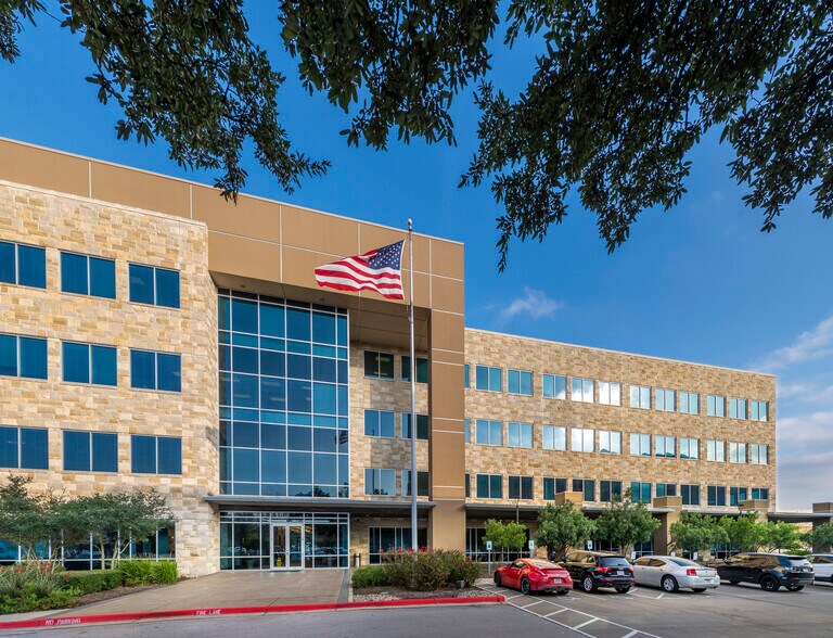 More Photos Of 12515 Research Blvd, Austin Unknown For Lease