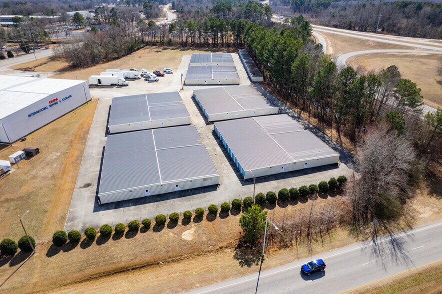 More Photos Of 803 S Eastern Blvd, Fayetteville Warehouse For Sale