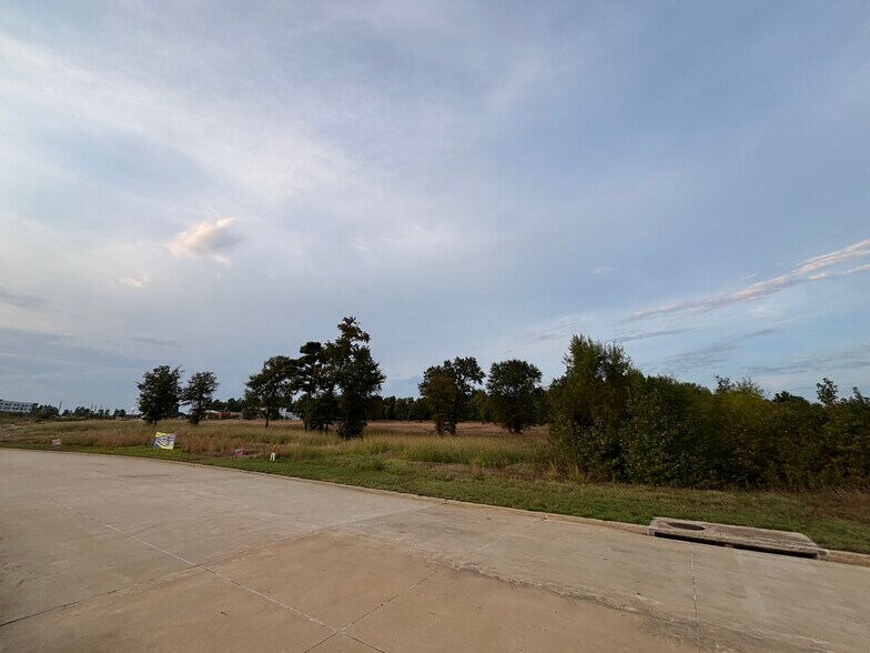 More Photos Of 3132 Nealy way, Longview Land For Sale