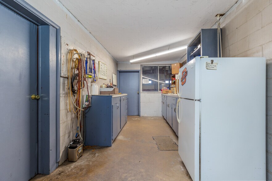 More Photos Of 1916 E St NW, Miami Medical For Sale