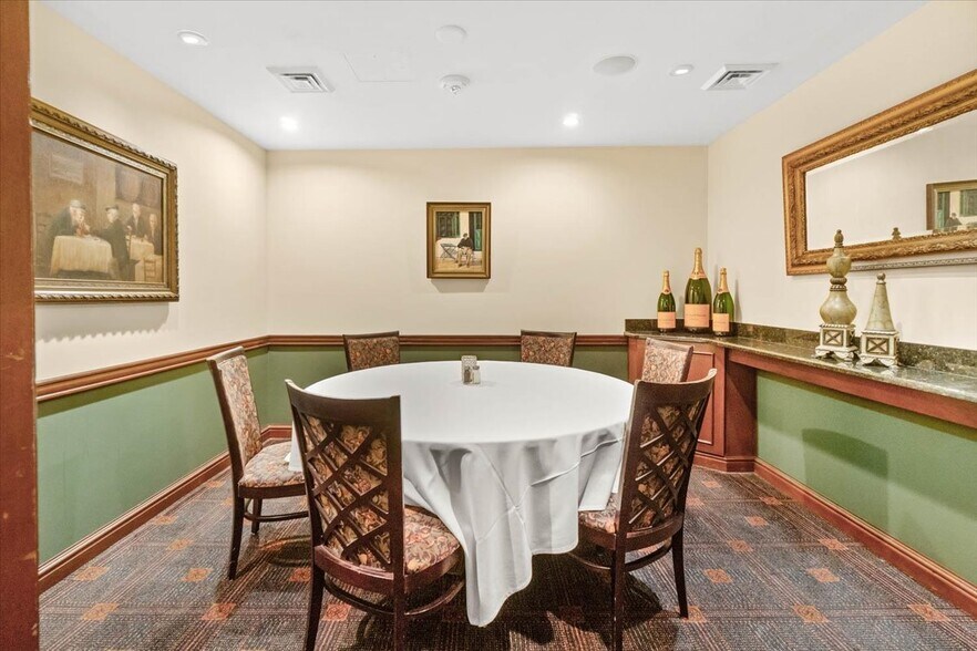 More Photos Of 14548 Pennsylvania Ave, Hagerstown Restaurant For Sale