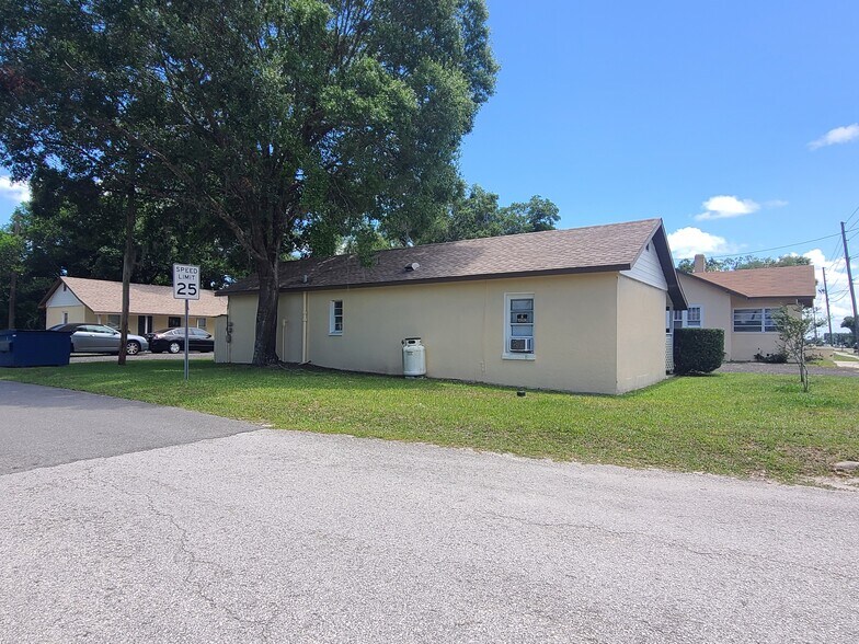 More Photos Of 1757 N Woodland Blvd, Deland Apartments For Sale