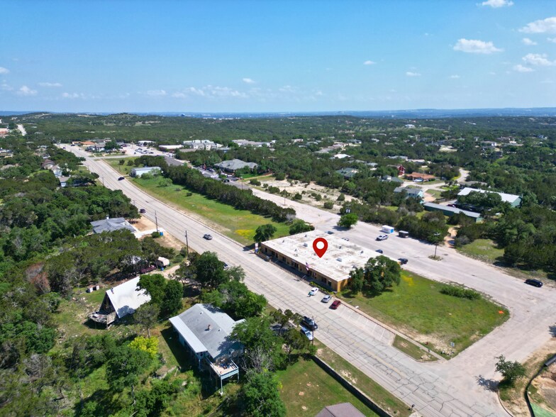 More Photos Of 20811 Dawn Dr, Lago Vista Office For Sale