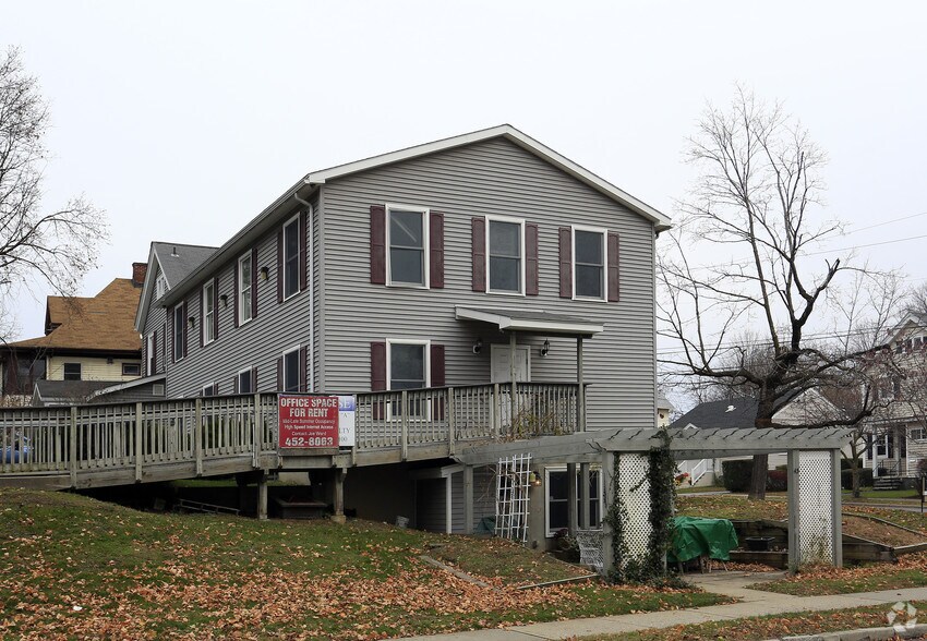 More Photos Of 21 Fairmont St, Poughkeepsie Coworking Space
