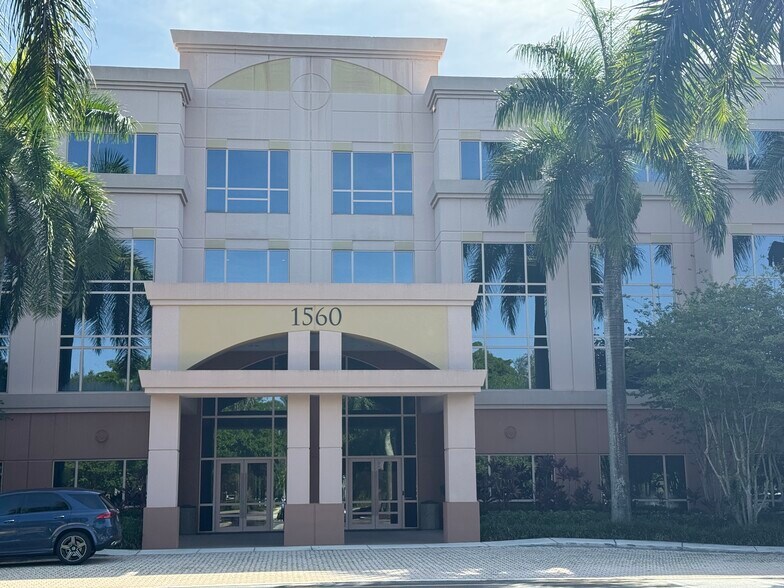 Primary Photo Of 1560 Sawgrass Corporate Pkwy, Sunrise Office For Lease