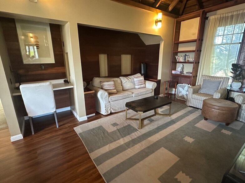 More Photos Of 1369 G St, Arcata Office Residential For Sale