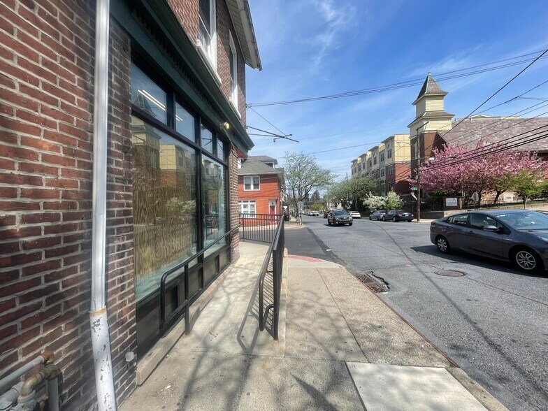 More Photos Of 836 E 5th St, Bethlehem Storefront Retail Office For Lease