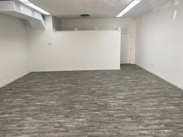 More Photos Of 947-959 Front St, Novato General Retail For Lease