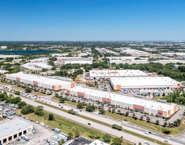 More Photos Of 7215 S John Young Pky, Orlando Unknown For Lease