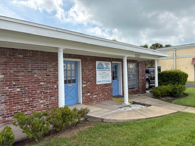 More Photos Of 1123-1131 3rd St N, Jacksonville Beach Medical For Sale