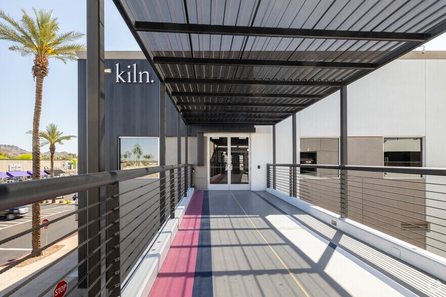 More Photos Of 1801 E Camelback Rd, Phoenix Coworking Space