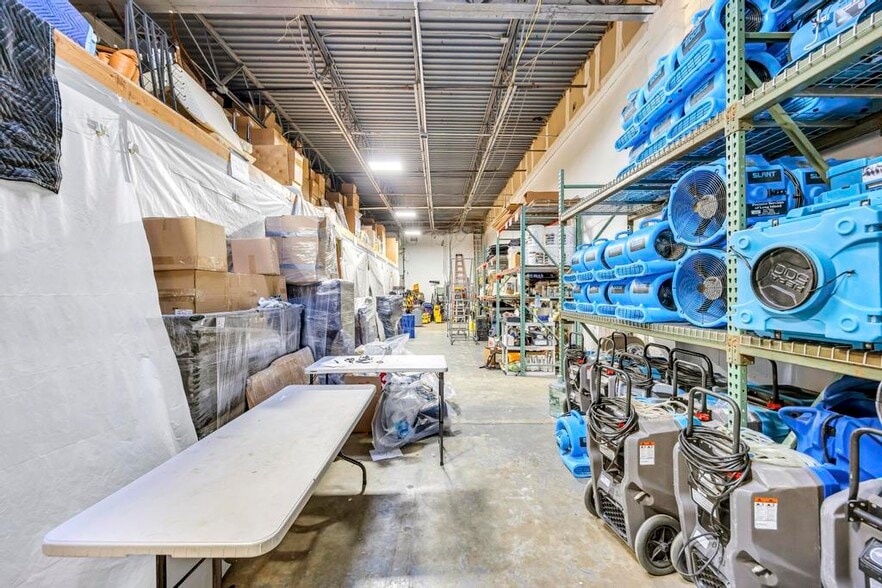 More Photos Of 2231 Fifth Ave, Ronkonkoma Warehouse For Sale