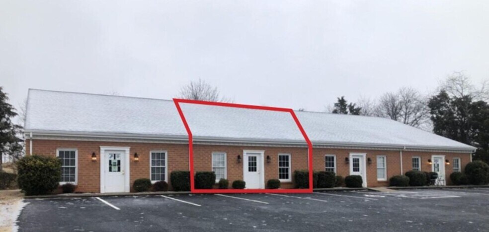 Primary Photo Of 66 Timberoak Ct, Lynchburg Office For Lease