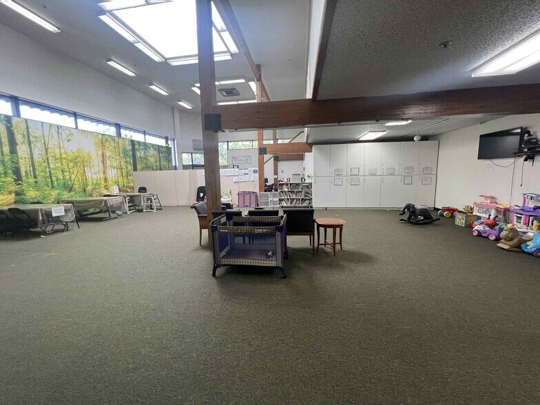 More Photos Of 256 24th St, Ogden Freestanding For Lease