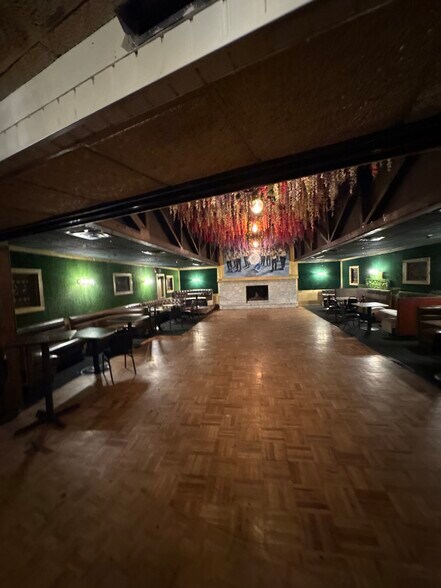 More Photos Of 534 W Ridge Rd, Rochester Restaurant For Sale