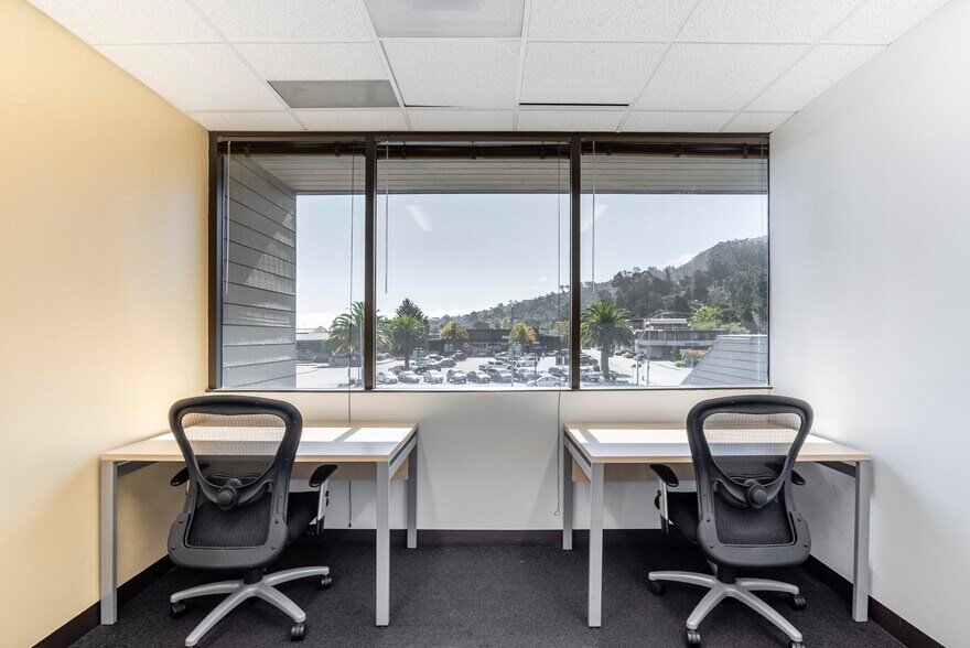 Primary Photo Of 1 Harbor Dr, Sausalito Coworking Space