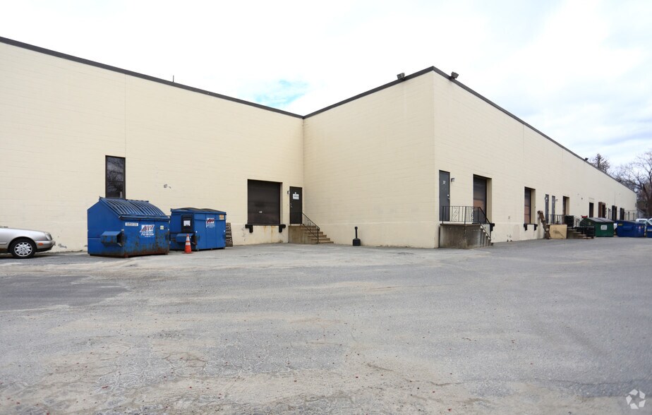 More Photos Of 31-51 Loring Dr, Framingham Light Distribution For Lease