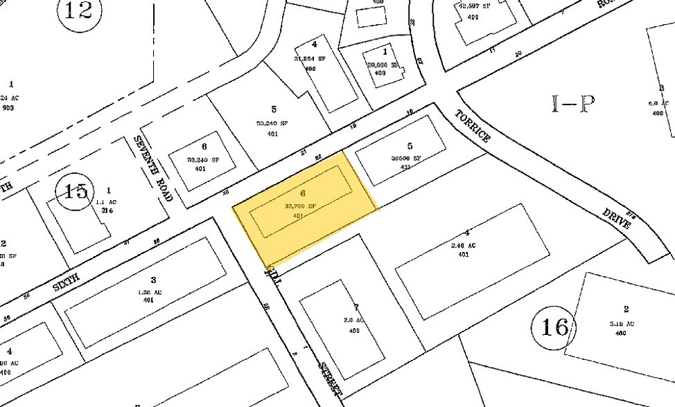 More Photos Of 22 6th Rd, Woburn Warehouse For Lease