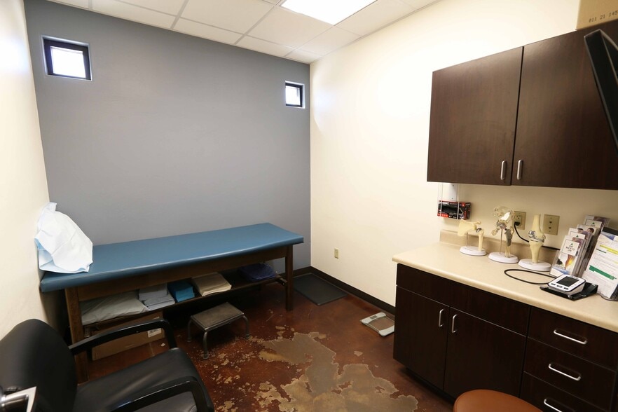 More Photos Of 2851 S Avenue B, Yuma Medical For Sale