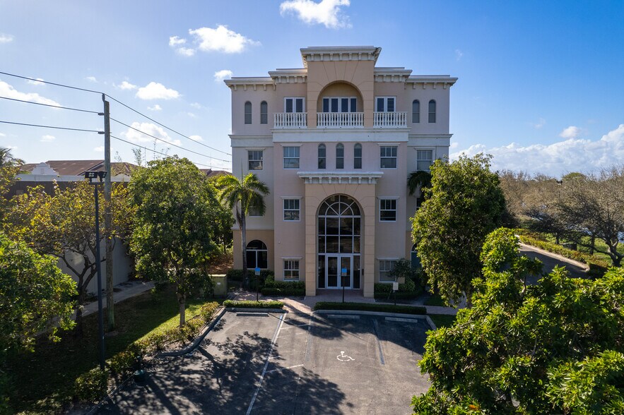 More Photos Of 7999 N Federal Hwy, Boca Raton Loft Creative Space For Sale